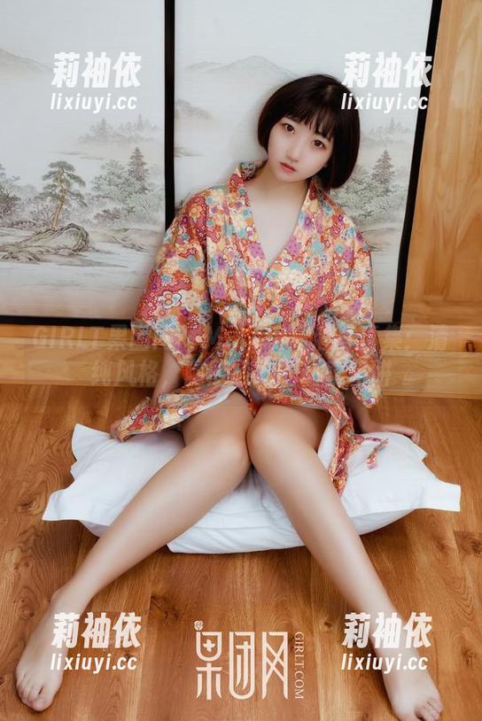 GIRLT果团网 - Miss琪高清写真集：清纯风格，随时随地的甜蜜陷阱