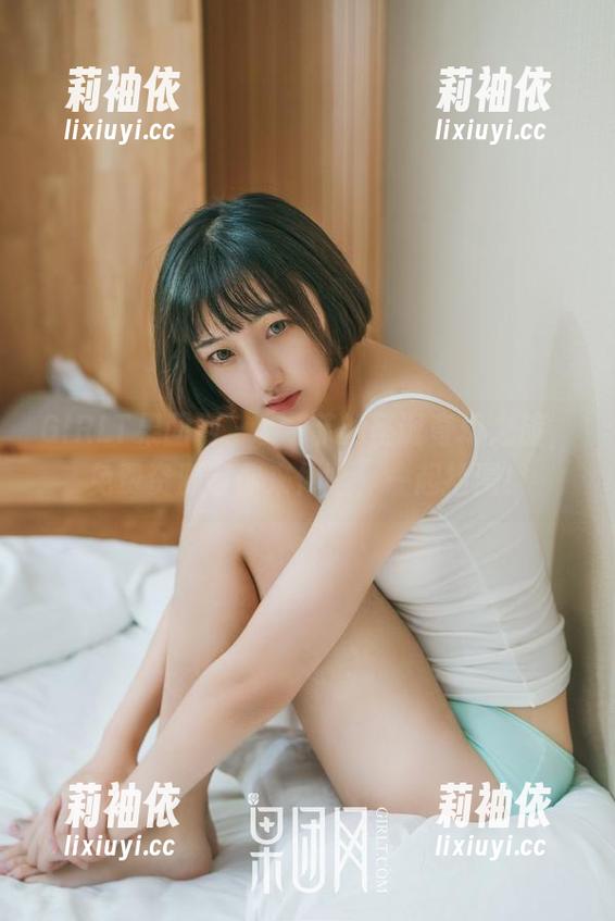 GIRLT果团网 - 龚玥菲的圣诞奇幻之旅，免费资源等你来体验，一起捡漏！