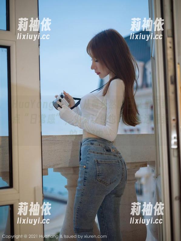 HuaYang花漾 - 从黄乐然的日常里下载点“日常感”，免费让你也沦陷在这温柔的美好中～