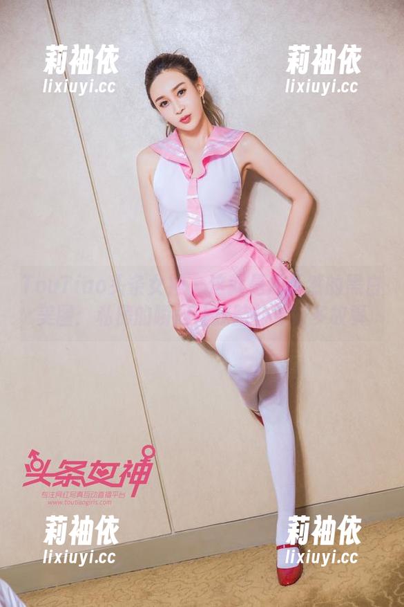TouTiao头条女神 - 这就是周予然的黑白美图：私房的瞬间让我脑补了好多故事