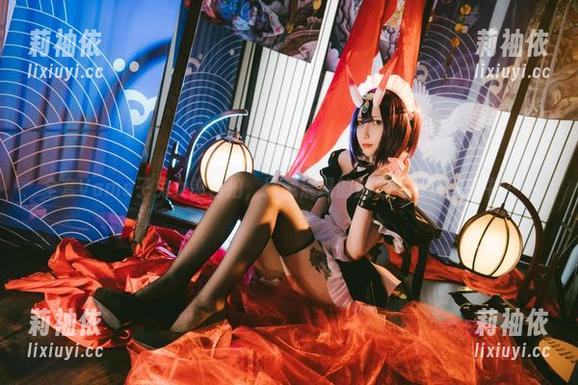 全套Vams子兔女郎自拍，肆意展现的魅力，心跳加速中……