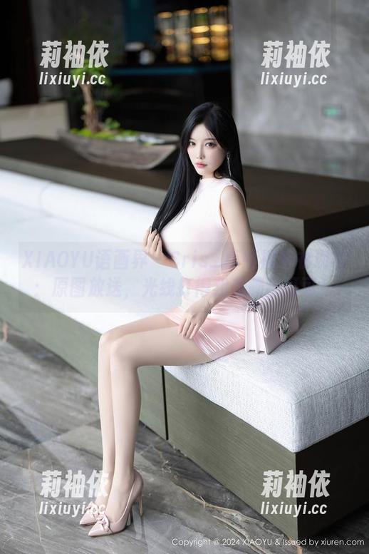 XIAOYU语画界-Cris_卓娅祺 XIAOYU语画界 - Cris_卓娅祺毛衣现场:原图放送,光线打得我想喝热可可!