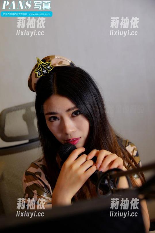 pans - 思妍的泳衣图集：私房里偷瞄的夏日清风