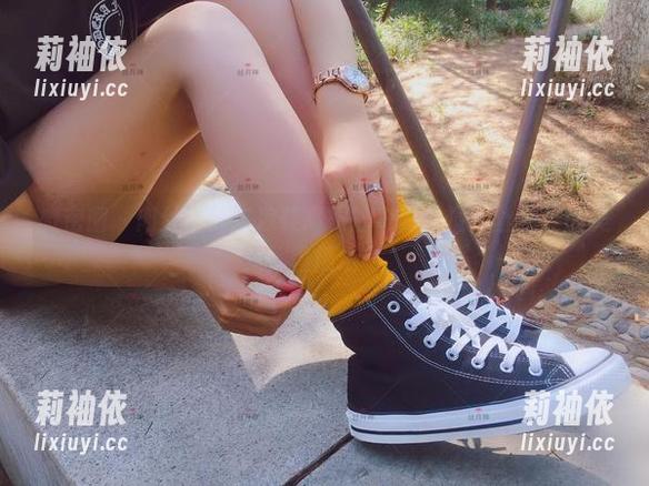 微密圈 - 肉丝船袜与凉鞋高跟的奇妙碰撞：丝月神的美图精选