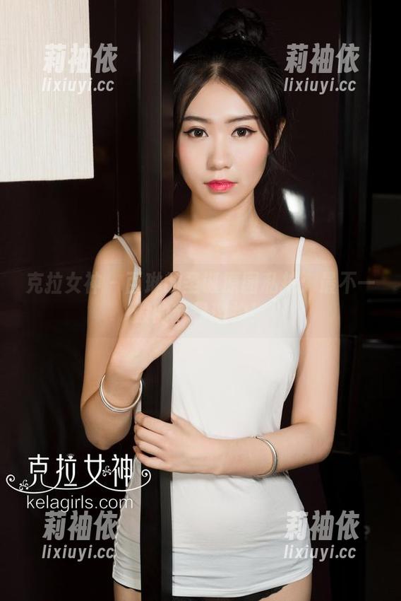 克拉女神 - 百琳的圣诞原图私拍：最不一般的节日邀约！