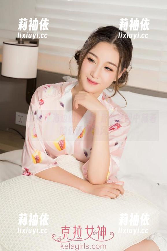 克拉女神 - 海边的静宜：那些套图中藏着的低语和海风