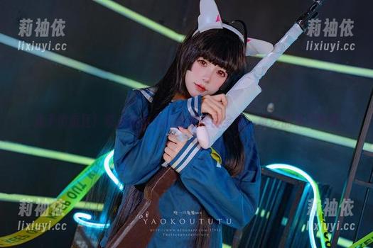 咬人小小兔 兔子也疯狂!咬人小小兔的自拍作品全集,奇妙的兔子世界