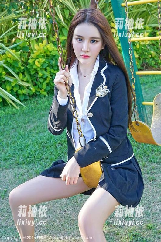 嗲囡囡 - 最新流氓小巫女连衣裙照片——小镇的男生们都快被迷倒了吧？