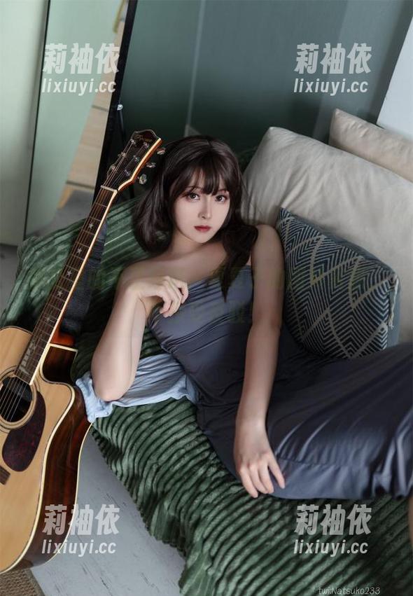 办公室的不正经风：夏夏子的图片资源，不接受反驳！