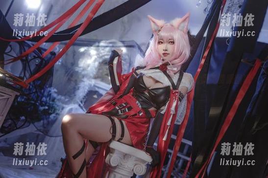 我说，怎么可以错过宫本樱的NIKKE胜利女神礼服免费原图呢？太犯规了吧…