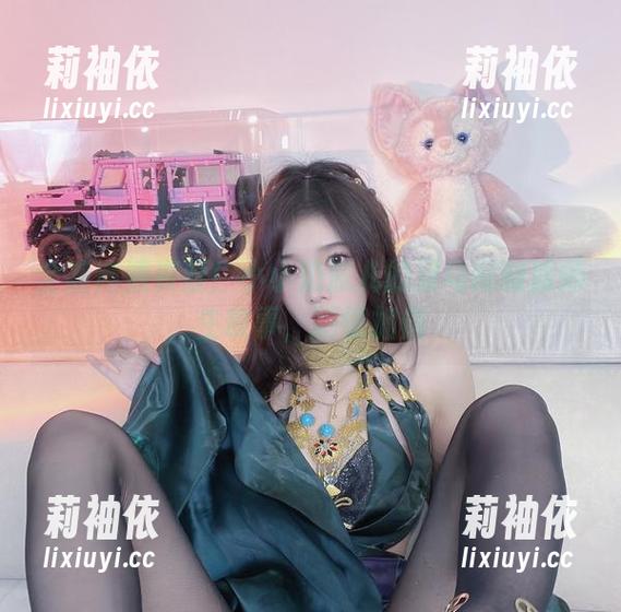 全新高清资源！小小奶瓶儿的双马尾制服师生故事，剧情加倍