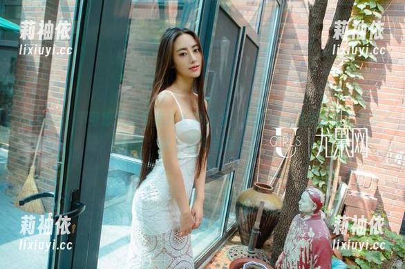 尤果网 - 不可思议的曼妮儿长腿美图，谁能拒绝这样诱惑？快下载，放飞自我。