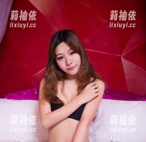 尤物馆-悦儿Yuky 尤物馆 - 校园里的小秘密:悦儿Yuky的套图和不小心分享的趣事!