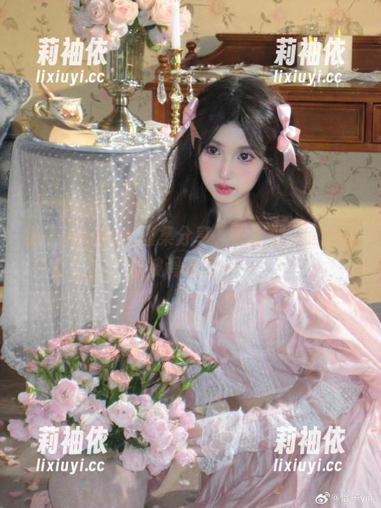 怡子yiii的JK图集分享，心里那点暧昧直接被调动了……