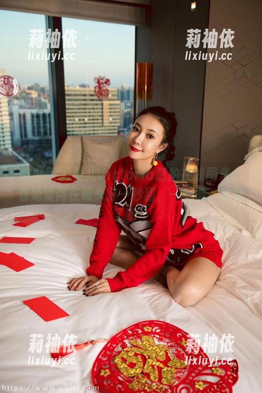 微密圈 - 果儿Victoria怼拍在线图集：看她如何在镜头前一秒甜，一秒酷，太迷了吧！