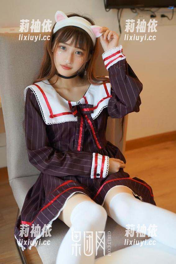 果团网超值福利：免费合集，带你见证玫瑰少女的小迷糊时刻！