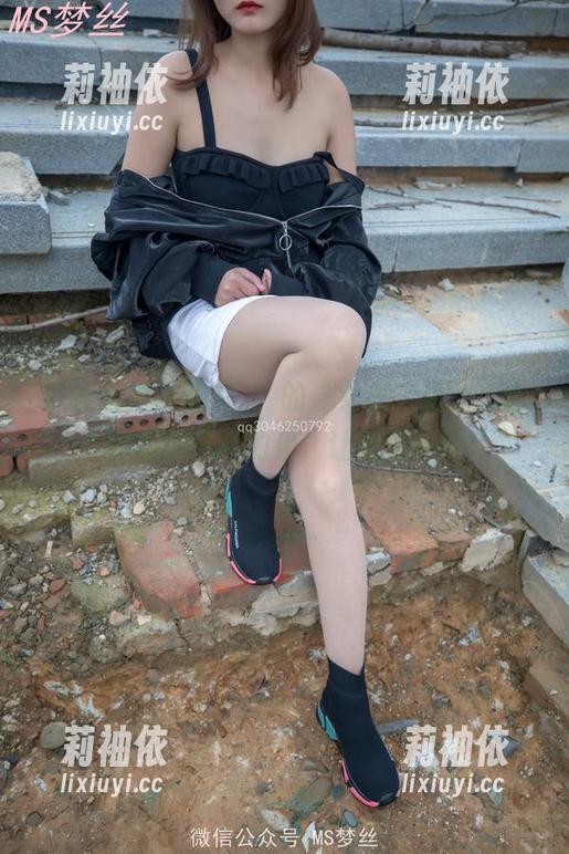 梦丝女神 - 拥有玥玥的“女侠之剑”，这个写真图包真的是，让众生皆妒！