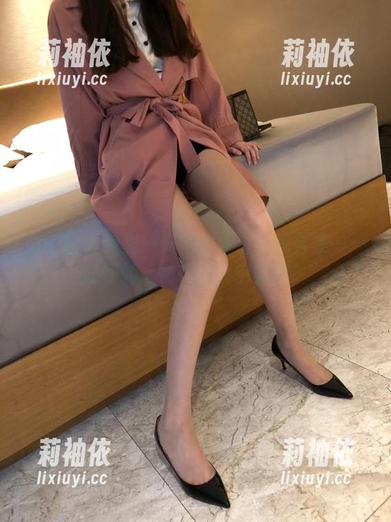 微密圈 - 梦里一只喵的纯白幻想合集——让你的心情在白色中徘徊！