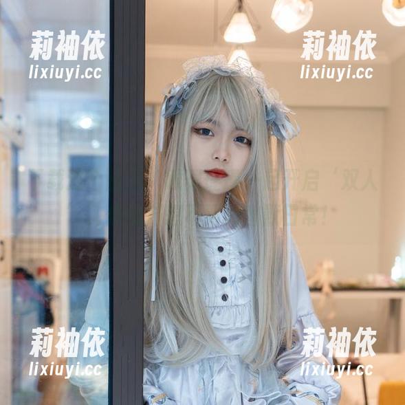 下载这个图库，跟梨瑾瑾一起开启‘双人’，你绝对想不到的幽默日常！
