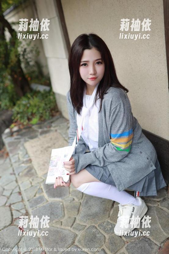 模范学院 - 别说我没告诉你，伊小七MoMo肉丝图集的福利可真不一般！