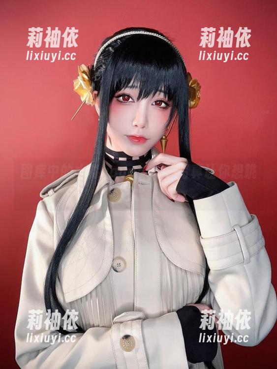 图库中的水淼aqua：黛朵写真让你想跳进水里
