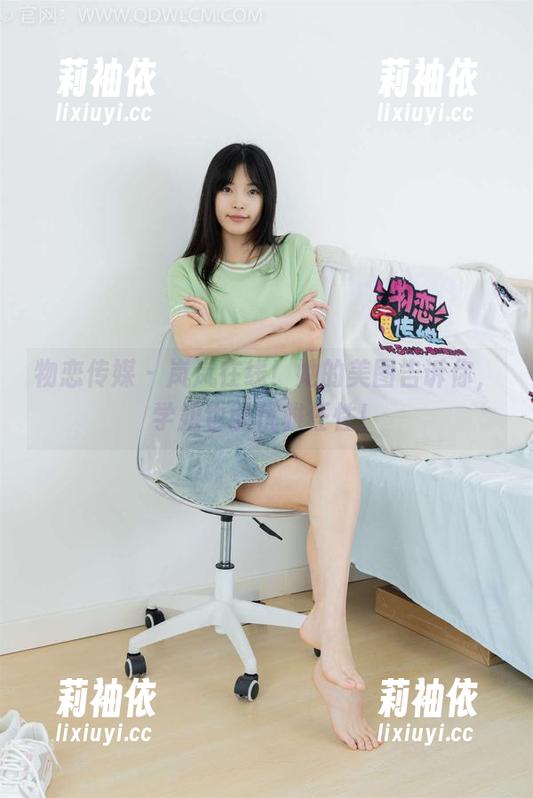 物恋传媒 - 岚岚在线！她的美图告诉你，学姐也能优雅任性！