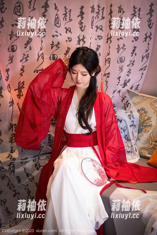秀人网-林好好 秀人网 - 林好好天台写真,难道就是我心目中的“天台女神”?