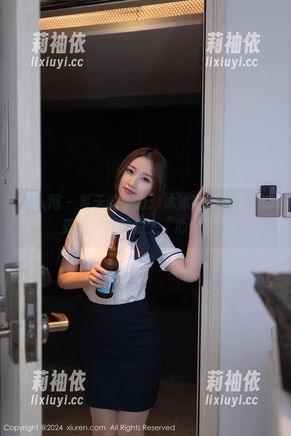 秀人网-沐沐baby 秀人网 - 夏天的魅力:沐沐baby分享的美图,真的是太“心动”了
