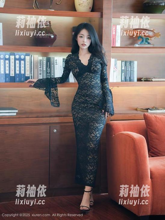 秀人网 - 女友的私拍，西希白兔图集中到底藏了多少紧张的瞬间