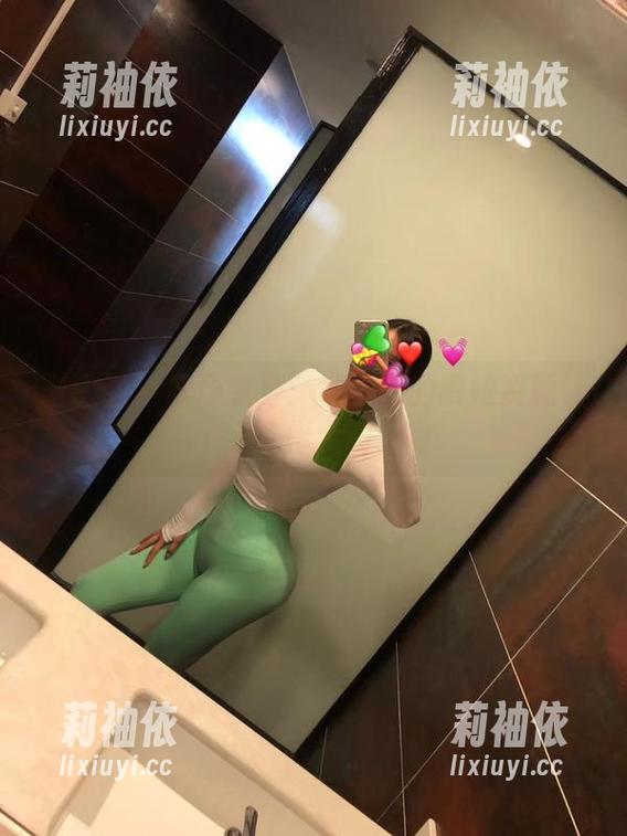微密圈 - 职场变身：童小芯的厨娘资源让人食指大动！