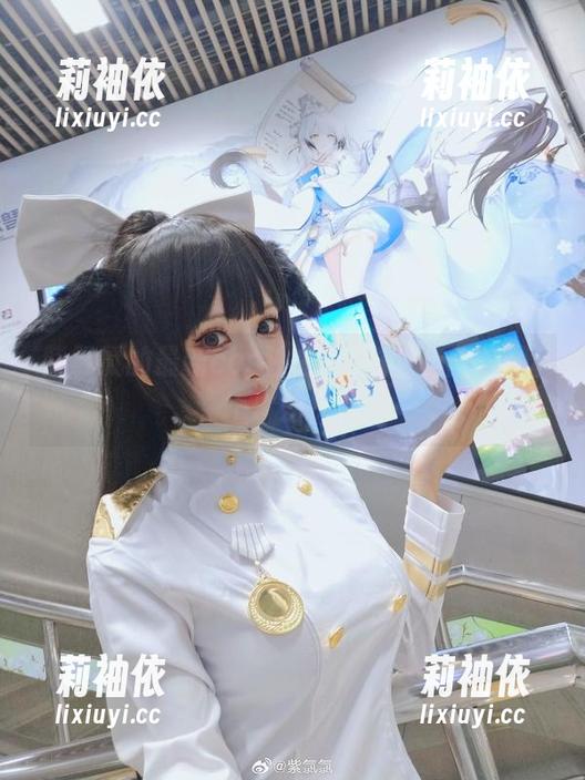 紫氯氯的最新cos独白，跟赛贝丝一起踏上奇幻旅程