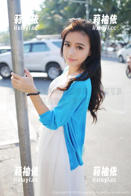 美媛馆 - 久久Aimee的图集：00后写真，一场视觉的‘青春洗礼’