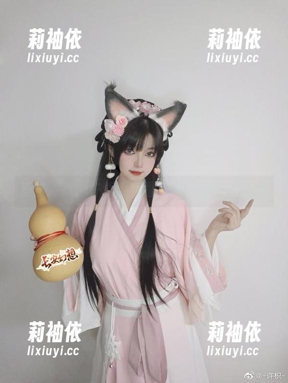 蕾丝游戏：许枳私房图集中的那点小心思
