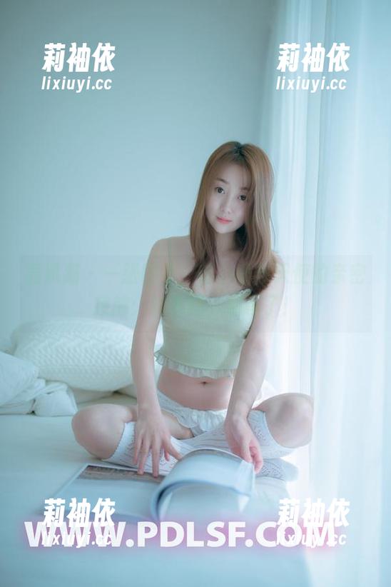 轰趴猫 - 一张图集，苏小暖与天使的亲密接触：快下载，别等了！