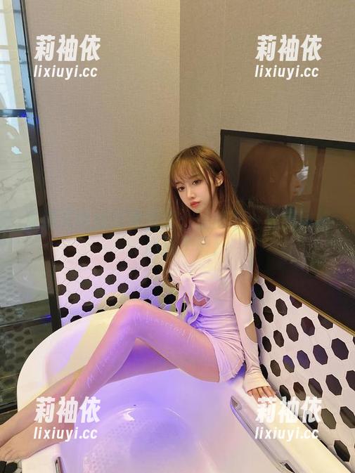 过期米线线短裙全套：让我看一看这风格，心动不已！