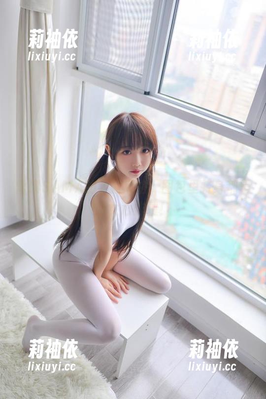 雪琪SAMA的学姐风格，图包里转身都是少女心炸裂！