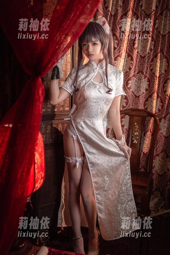 电击更新！雯妹不讲道理厨娘写真，真的不能只看菜色！
