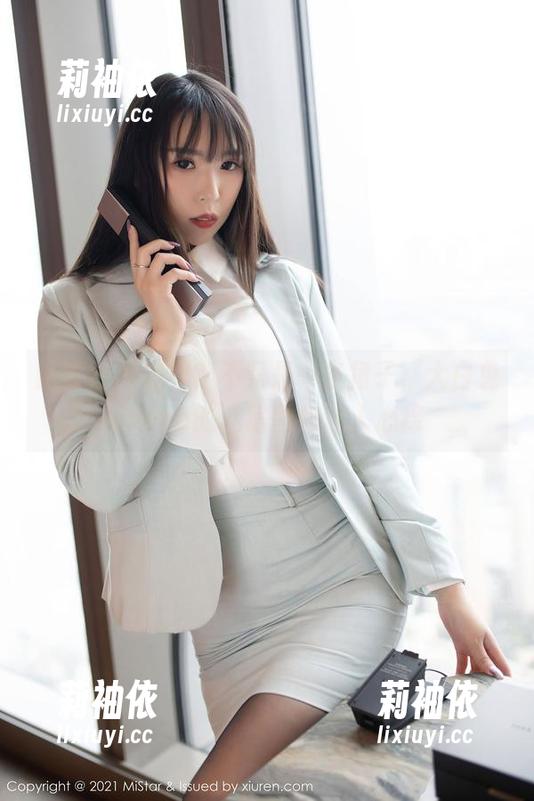 魅妍社 - 短裙？不只是一条裙子，大白兔emma的私房图包让人心痒